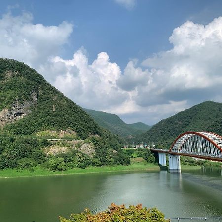 Danyang Rio 127 Guesthouse Екстер'єр фото