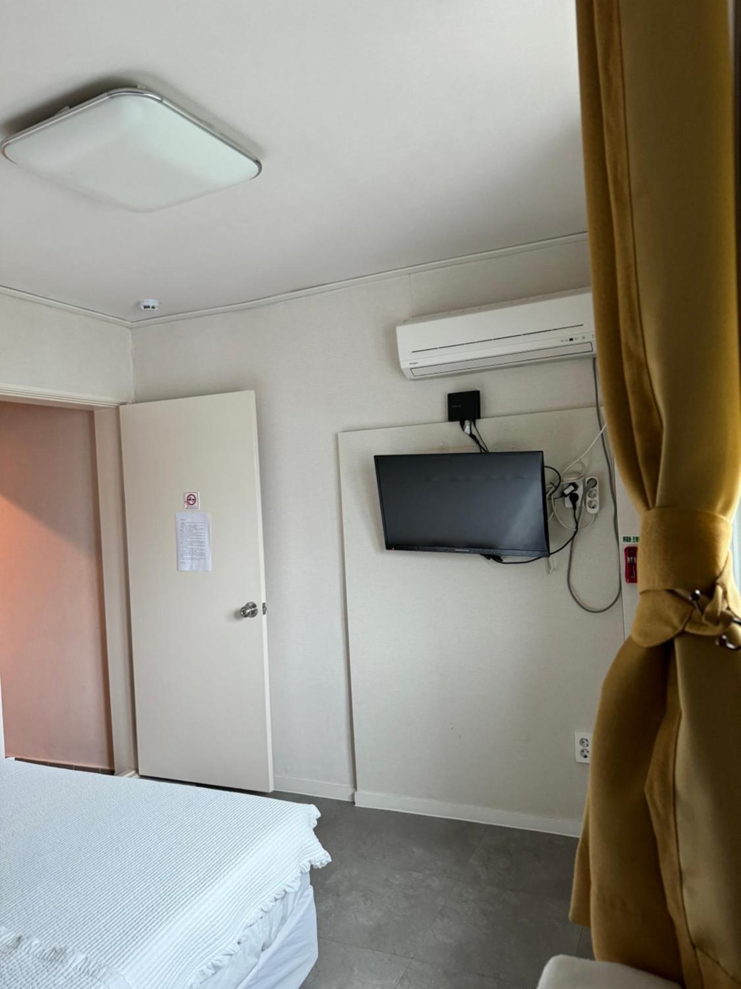 Danyang Rio 127 Guesthouse Екстер'єр фото